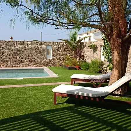 Chalet Falsa Pimienta - Solo Familias Y Parejas